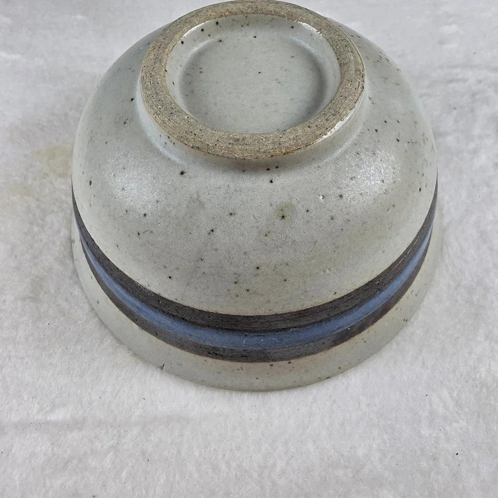 Vintage Studio Pottery Stoneware‎ Bowl Blue Gray Striped Speckled Glaze 4.75